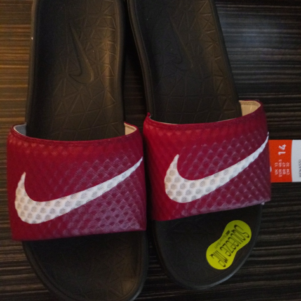 Nike Flip Flops
